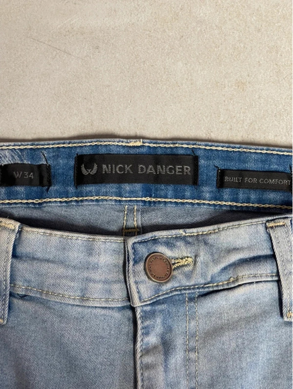 Nick Danger Mens Stretch Denim Shorts W34 Light Wash Built For Comfort Jorts - Picture 6 of 9